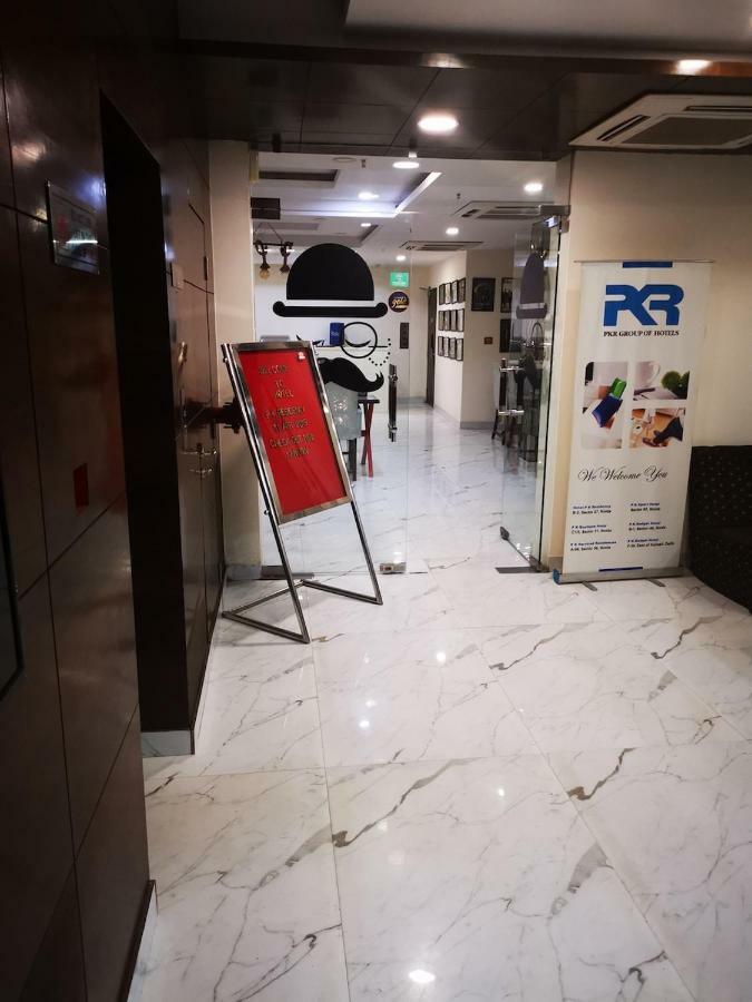 Hotel PK Residency Noida Exterior foto